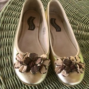 Somethin’else from Skechers flat gold shoes